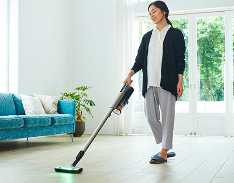 HITACHI Cordless Vacuum